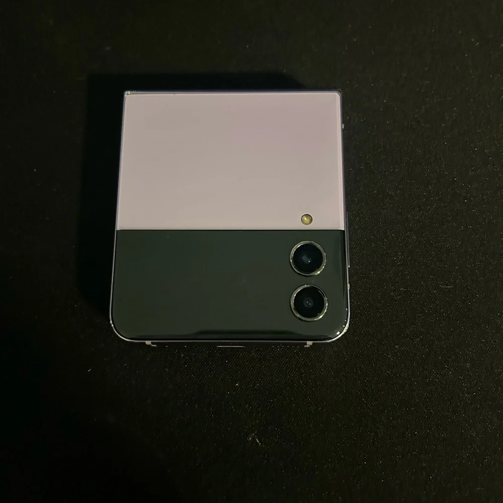 Samsung Z flip 4